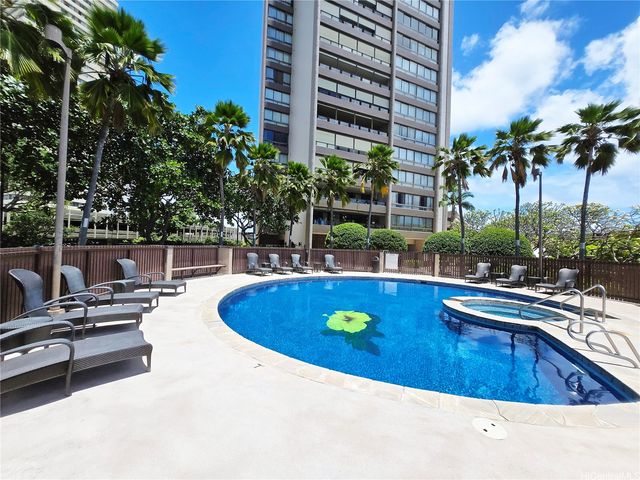 581 Kamoku Street PH4, Honolulu, HI 96826