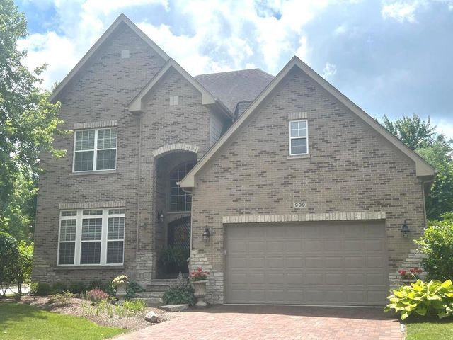 909 Red Oak Drive, Western Springs, IL 60558