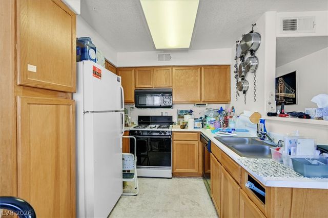 5217 Caspian Springs Drive 102, Las Vegas, NV 89120
