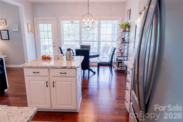 405 Matthews Estates Road, Matthews, NC 28105