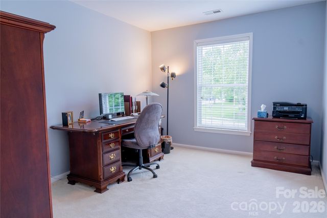 405 Matthews Estates Road, Matthews, NC 28105