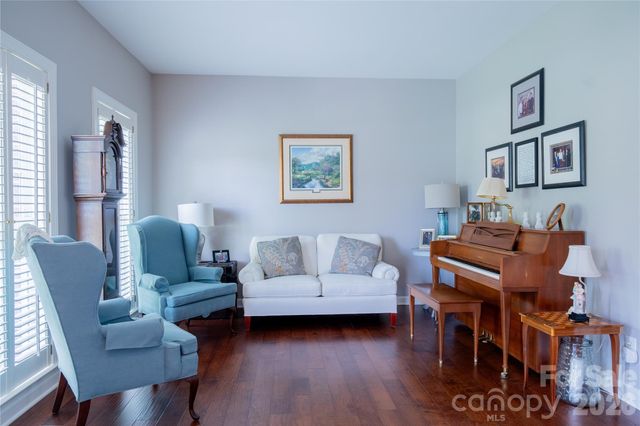 405 Matthews Estates Road, Matthews, NC 28105