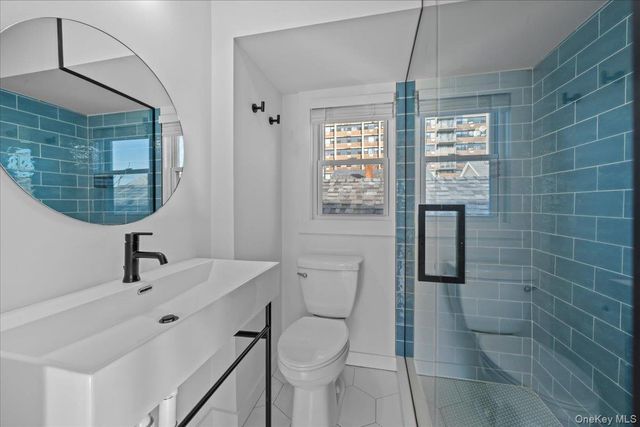 318A Beach 101st Street, Rockaway Park, NY 11694