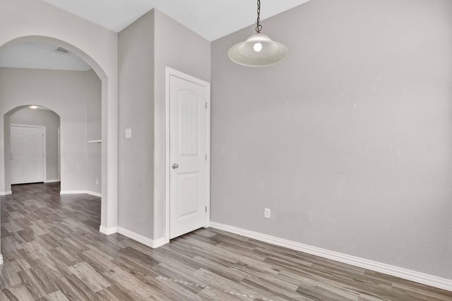 4418 Legends Bay Drive, Baytown, TX 77523