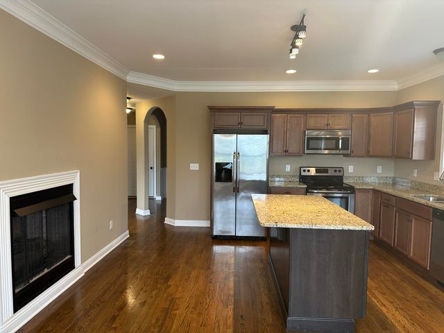 1768 Sandhurst Cove, Lexington, KY 40509