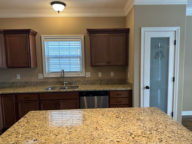 1768 Sandhurst Cove, Lexington, KY 40509