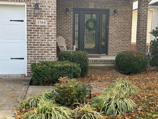 1768 Sandhurst Cove, Lexington, KY 40509