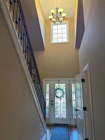 1768 Sandhurst Cove, Lexington, KY 40509