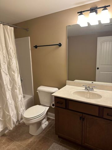 1768 Sandhurst Cove, Lexington, KY 40509