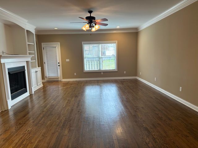 1768 Sandhurst Cove, Lexington, KY 40509