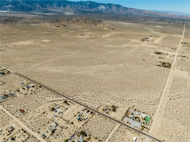 768 Visalia Avenue, Lucerne Valley, CA 92356