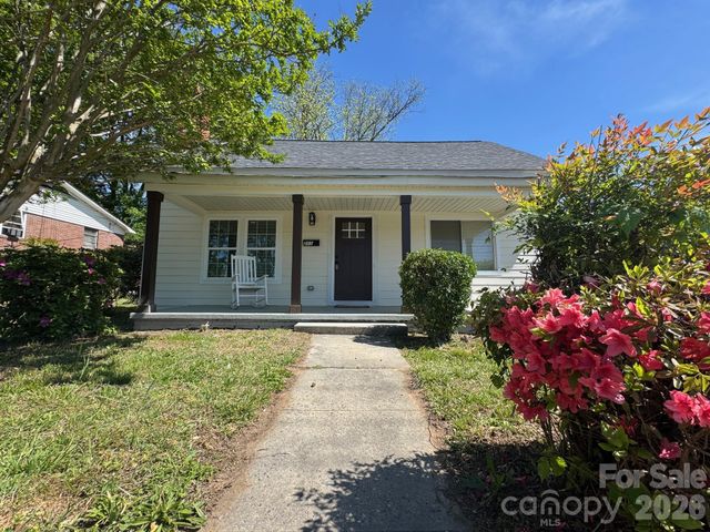 211 Cedar Drive NW, Concord, NC 28025