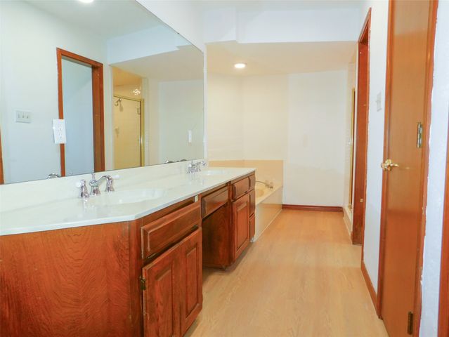 110 Carolyn Lane, Shady Shores, TX 76208