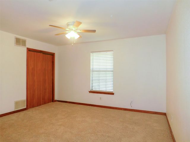 110 Carolyn Lane, Shady Shores, TX 76208