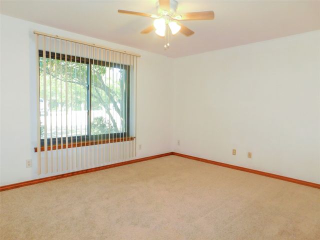 110 Carolyn Lane, Shady Shores, TX 76208