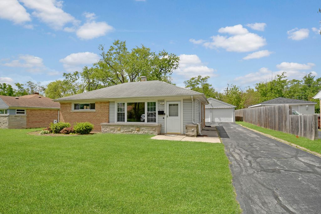 273 Mohawk Street, Park Forest, IL 60466
