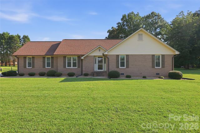 1035 Sides Road, Rockwell, NC 28138
