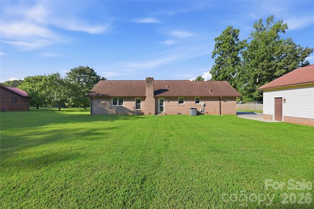 1035 Sides Road, Rockwell, NC 28138