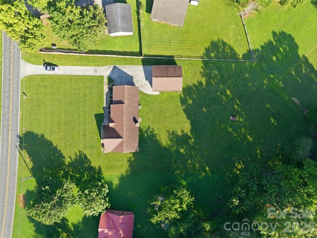 1035 Sides Road, Rockwell, NC 28138