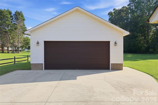 1035 Sides Road, Rockwell, NC 28138