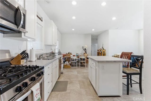 11074 Redwood, Pinon Hills, CA 92372