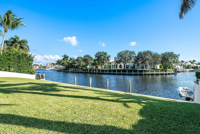 368 S Maya Palm Drive, Boca Raton, FL 33432
