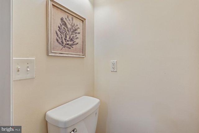 2106 FLEET ST, Baltimore, MD 21231