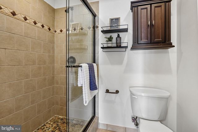 2106 FLEET ST, Baltimore, MD 21231