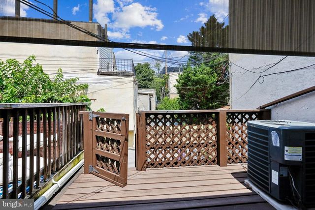 2106 FLEET ST, Baltimore, MD 21231