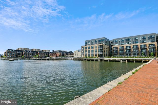 2106 FLEET ST, Baltimore, MD 21231