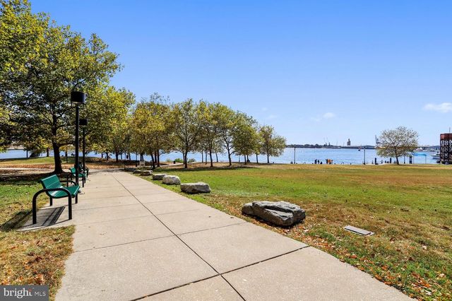 2106 FLEET ST, Baltimore, MD 21231
