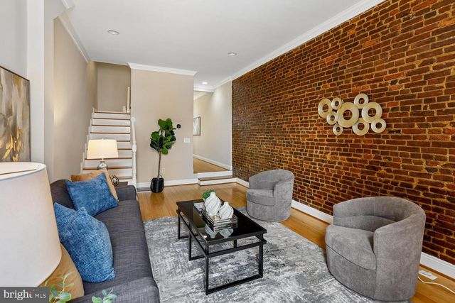 2106 FLEET ST, Baltimore, MD 21231