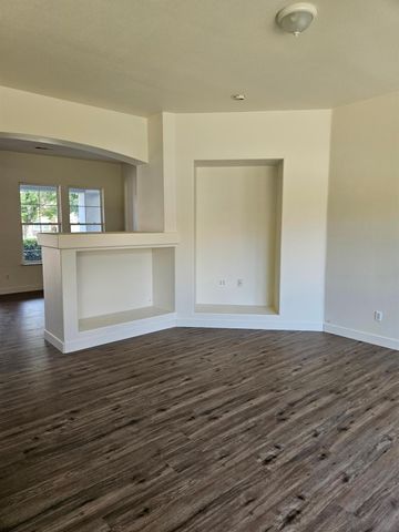3308 Chandon Dr, Modesto, CA 95355