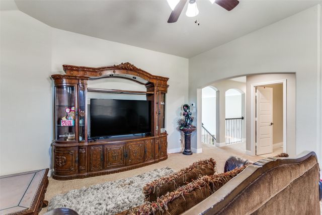 6829 Fire Dance Drive, Benbrook, TX 76126