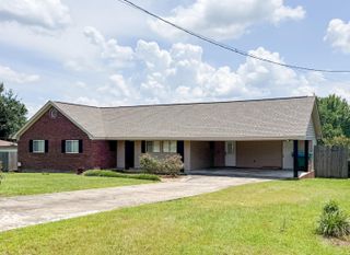 608 Ogilsvie Dr., Petal, MS 39465
