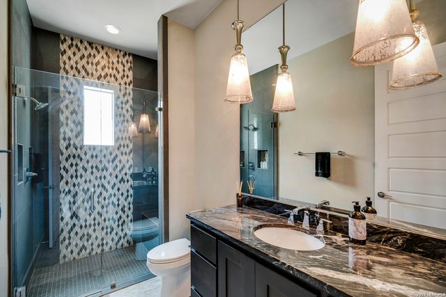 165 Antler Falls Run, Comfort, TX 78013