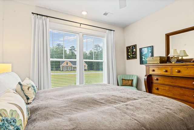 138 Twisted Oak Trail, Elloree, SC 29047