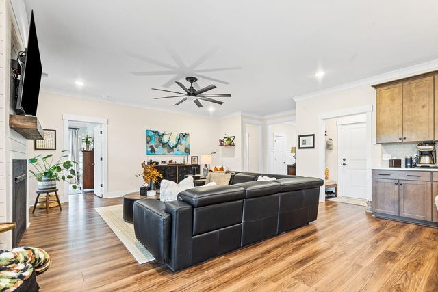 138 Twisted Oak Trail, Elloree, SC 29047