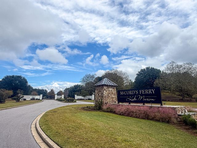 138 Twisted Oak Trail, Elloree, SC 29047