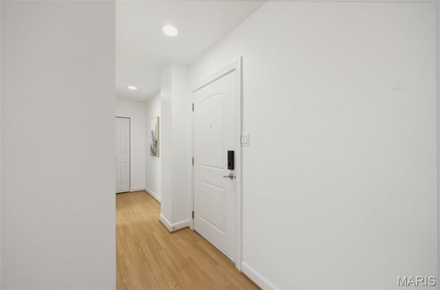 5696 Kingsbury Avenue 102, St Louis, MO 63112