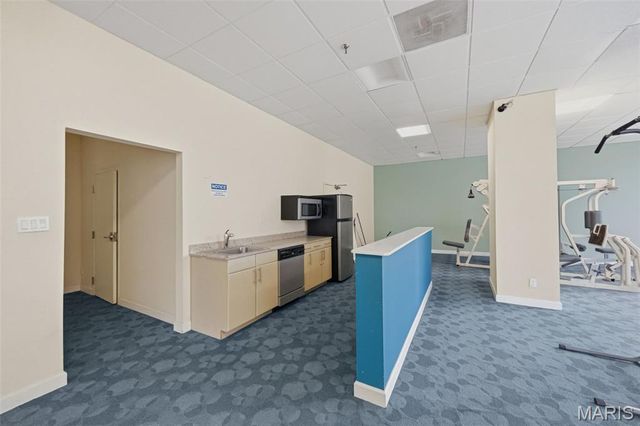 5696 Kingsbury Avenue 102, St Louis, MO 63112