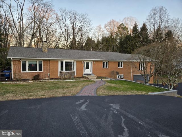 7109 PERSIMMON LN, Owings, MD 20736