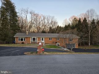 7109 PERSIMMON LN, Owings, MD 20736