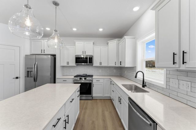 18548 Lincoln Street NW, Elk River, MN 55330