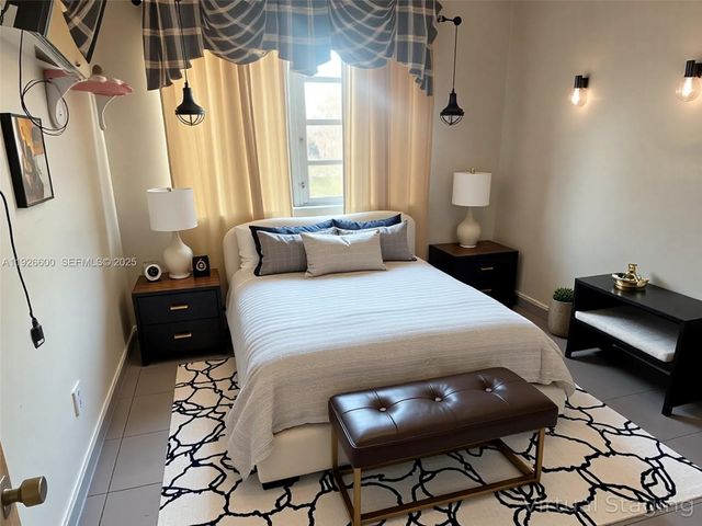 20603 NE 6th Ct, Miami, FL 33179