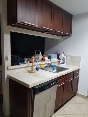 3100 N Pine Island Rd 202, Sunrise, FL 33351