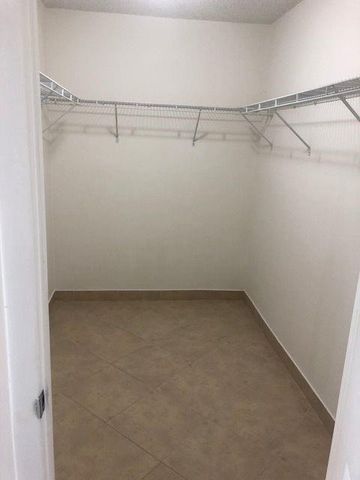 3100 N Pine Island Rd 202, Sunrise, FL 33351