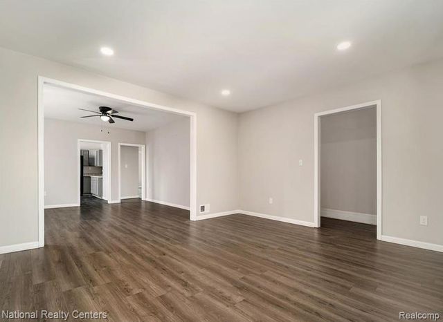 1045 Casgrain Street, Detroit, MI 48209