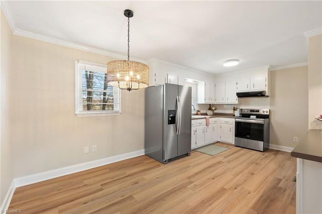 1505 Runabout Road, Pfafftown, NC 27040