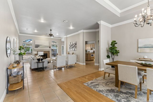 6542 Amber Oak, San Antonio, TX 78249